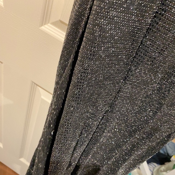 Abyss by Abby / black long sleeve ruched high slit shimmer Sequin dress XS - Picture 4 of 7